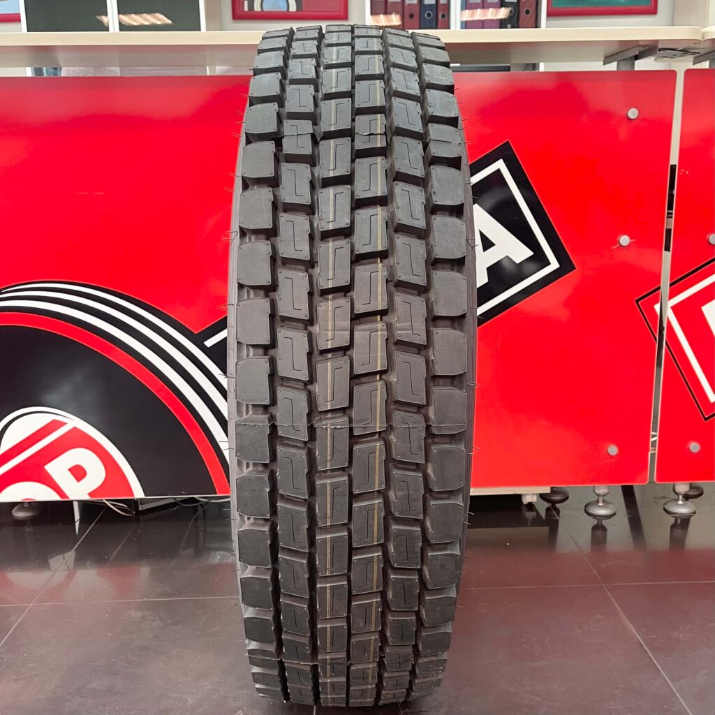 Шини SAFECESS 315/80 R22.5 SFC08 вудуча на тягач