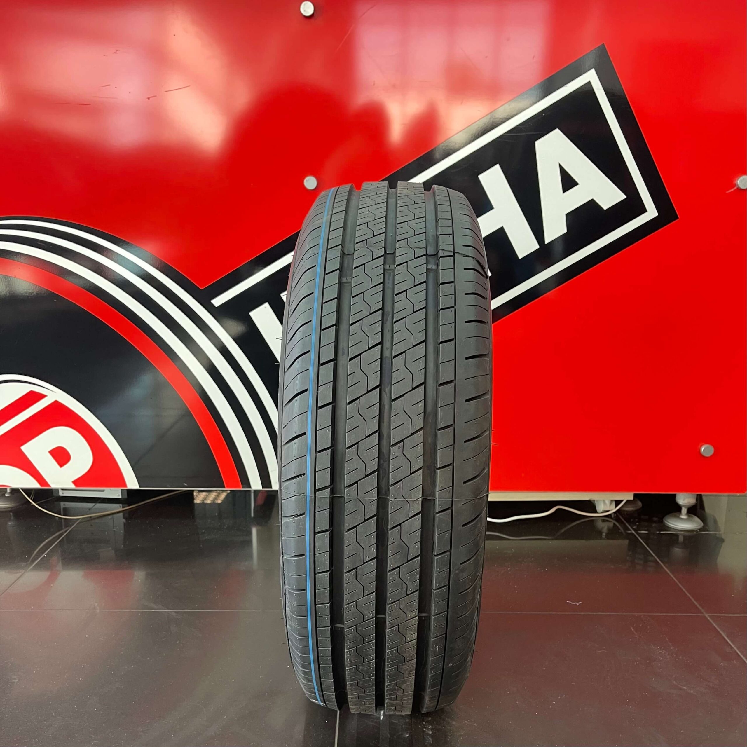 Шини Three-A 215/65 R16C - img