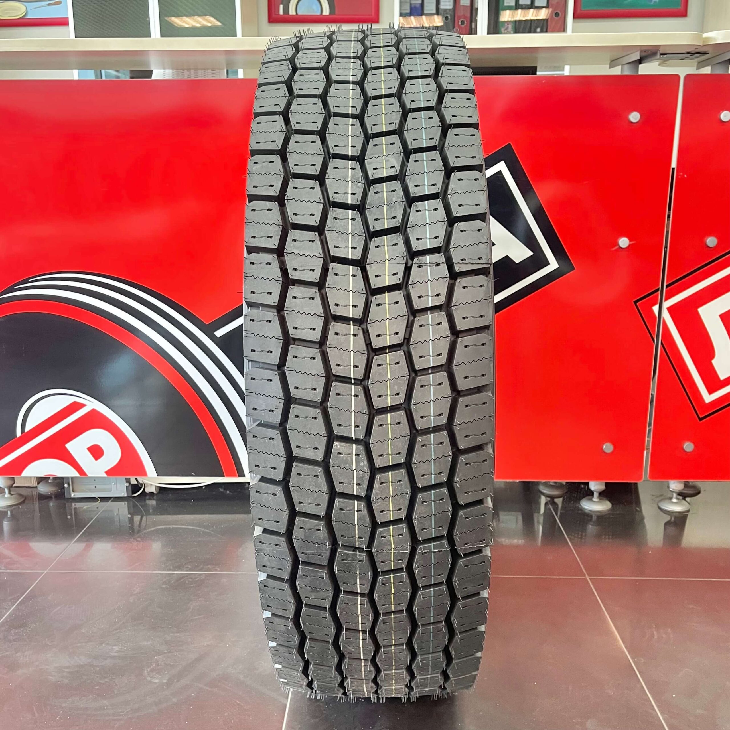 Шини AUFINE 315/80 R22.5 DR2 ведучі - img